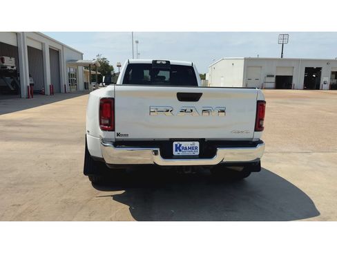 Used 2025 RAM 3500 Tradesman AWD/4WD image 7