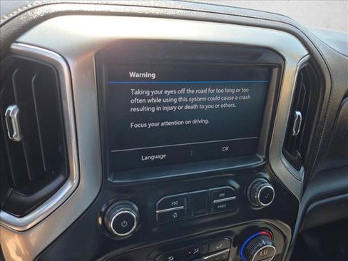 Used 2021 Chevrolet Silverado 2500 LT w/ Fleet Comfort Package AWD/4WD image 13