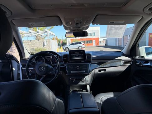 Used 2016 Mercedes-Benz GLE 350 4MATIC w/ Premium Package image 9