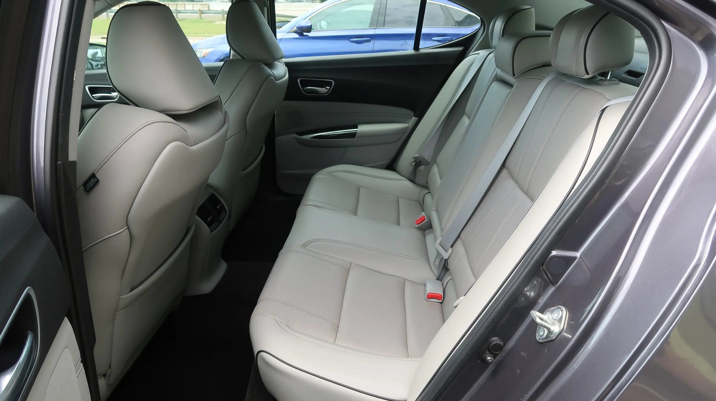 Used 2018 Acura TLX w/ Technology Package FWD image 20