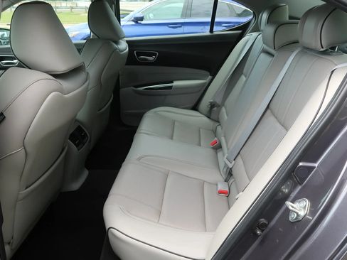 Used 2018 Acura TLX V6 w/ Technology Package FWD image 20