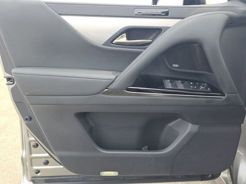 Used 2022 Lexus LX 600 F Sport AWD/4WD image 33
