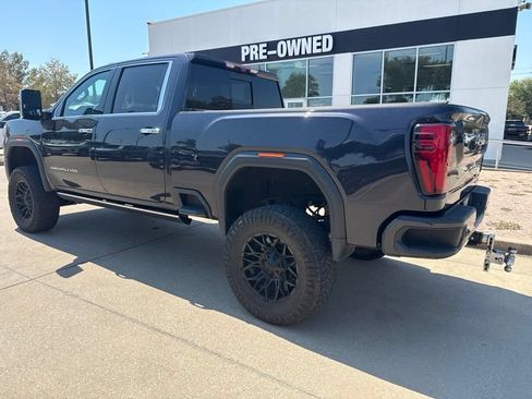 Used 2024 GMC Sierra 2500 Denali Ultimate AWD/4WD image 5