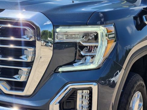Used 2021 GMC Sierra 1500 SLT AWD/4WD image 9