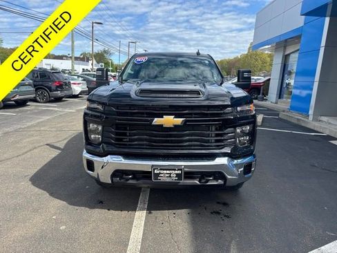 Used 2024 Chevrolet Silverado 2500 W/T w/ WT Convenience Package AWD/4WD image 2
