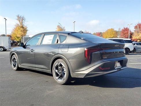 New 2025 Kia K4 EX image 6