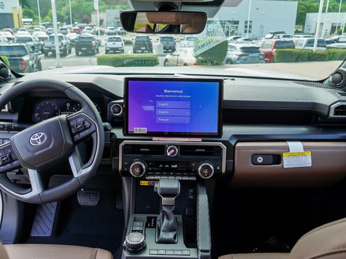 New 2026 Toyota 4Runner Limited AWD/4WD image 32