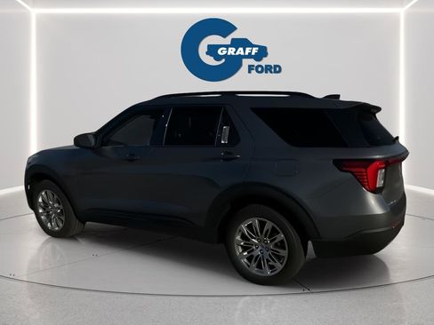 New 2026 Ford Explorer Active w/ Active Comfort Package image 4