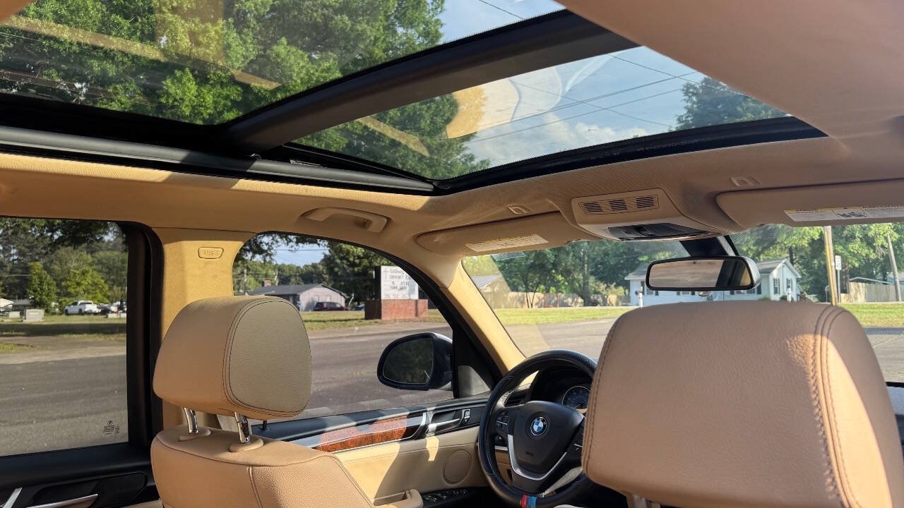 Used 2017 BMW X3 sDrive28i RWD image 10