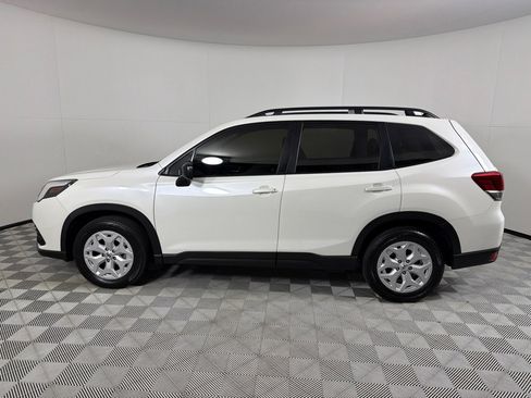 Used 2023 Subaru Forester image 8