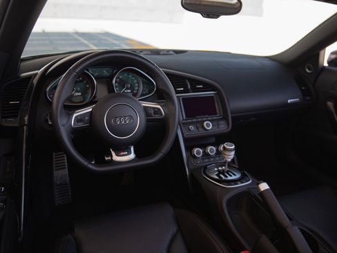 Used 2014 Audi R8 V10 AWD/4WD image 35