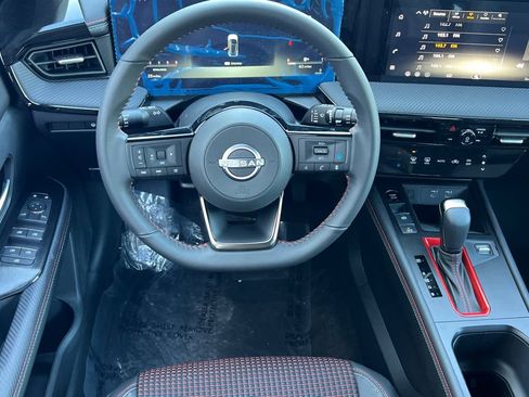 New 2026 Nissan Kicks SR w/ Illumination Package image 16