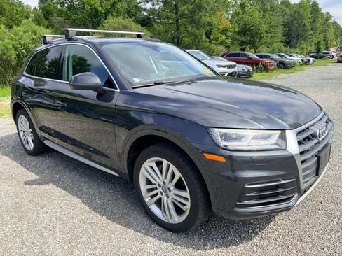 Used 2019 Audi Q5 Premium w/ Premium Plus Package AWD/4WD image 3