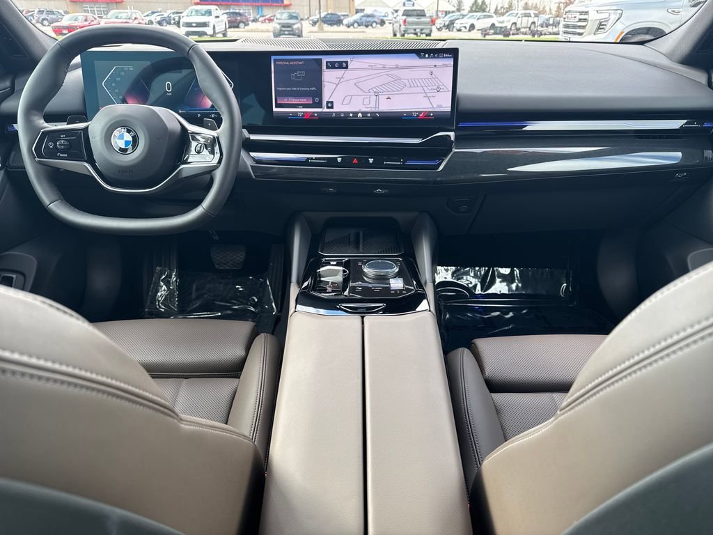 Used 2026 BMW 530i xDrive AWD/4WD image 20
