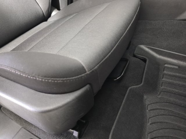 Used 2023 Chevrolet Colorado Trail Boss w/ LPO, Dark Essentials Package AWD/4WD image 32