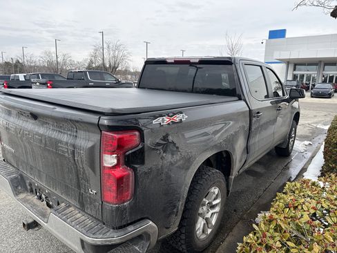 Used 2023 Chevrolet Silverado 1500 LT image 10