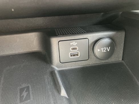 Certified 2025 Ford Escape Platinum AWD/4WD image 27
