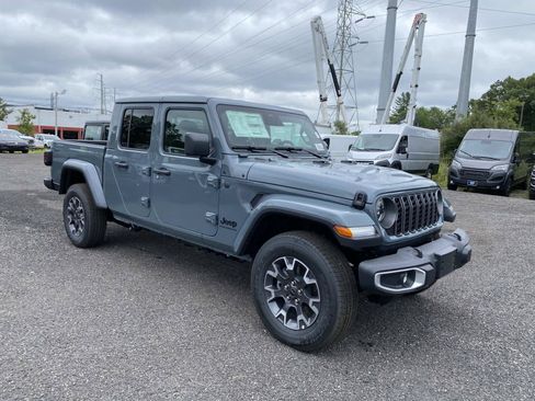 New 2026 Jeep Gladiator Sport AWD/4WD image 1