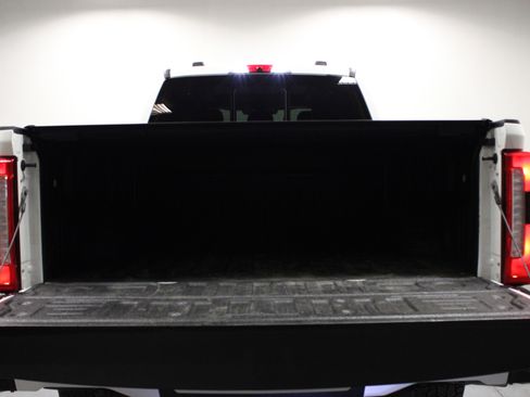 Used 2023 Ford F250 Lariat w/ Tremor Off-Road Package image 14