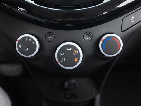 Used 2015 Chevrolet Spark LT image 34