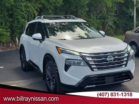 Used 2025 Nissan Rogue Platinum w/ Platinum Premium Package FWD image 1