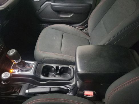 Used 2021 Jeep Gladiator Rubicon w/ Trailer Tow Package image 27