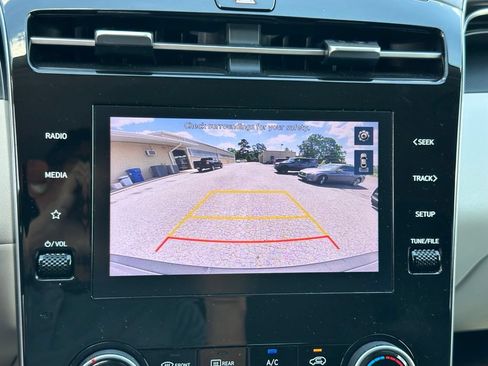 Used 2023 Hyundai Tucson SEL AWD/4WD image 5