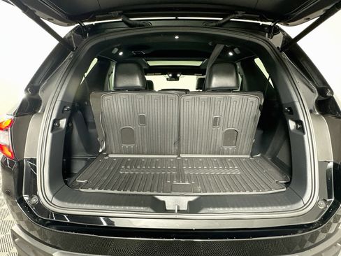 Used 2025 Honda Pilot Black Edition image 28