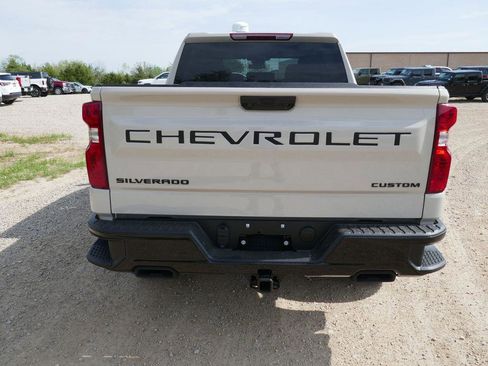 New 2026 Chevrolet Silverado 1500 Custom Trail Boss w/ Dark Appearance Package AWD/4WD image 5