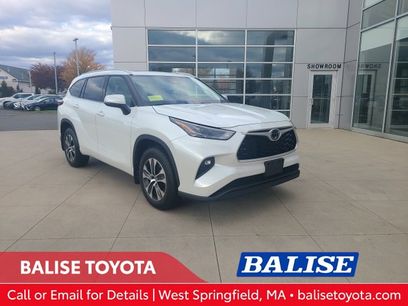 Used 2022 Toyota Highlander XLE