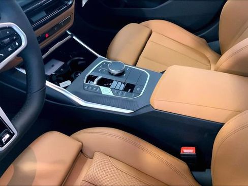 New 2026 BMW 330i Sedan w/ M Sport Package image 7