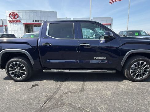 Used 2024 Toyota Tundra Limited image 8