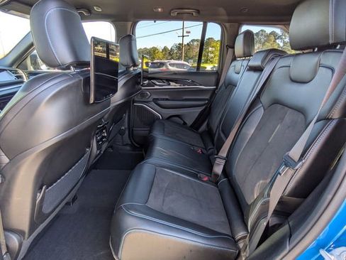 Used 2023 Jeep Grand Cherokee Trailhawk w/ Advanced Protech Group II image 14