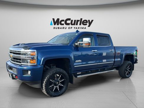 Used 2019 Chevrolet Silverado 3500 High Country AWD/4WD image 2