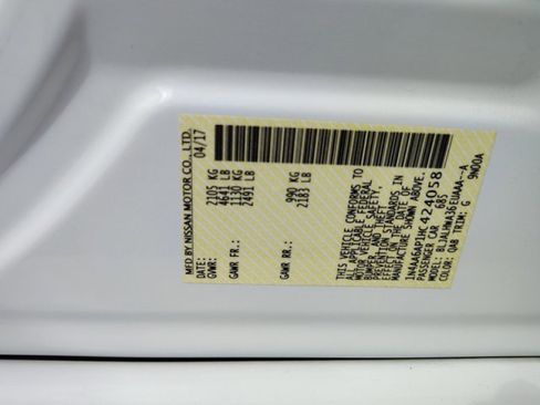 Used 2017 Nissan Maxima Platinum image 24