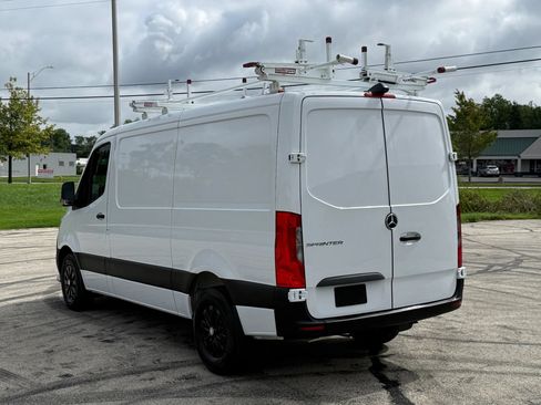 Used 2021 Mercedes-Benz Sprinter 2500 w/ Premium Package image 5