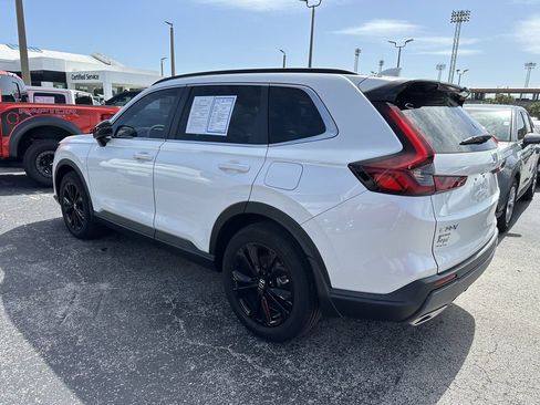 Used 2023 Honda CR-V Sport Touring image 6