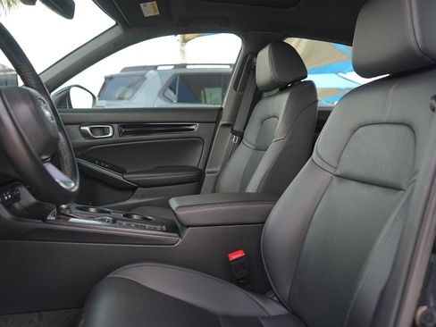 Used 2023 Honda Civic Sport Touring image 11