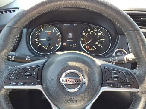 Used 2020 Nissan Rogue SV AWD/4WD image 24
