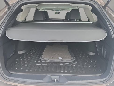 Certified 2023 Subaru Outback Limited image 16