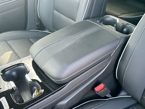 New 2026 Buick Enclave Sport Touring w/ LPO, Illumination Package image 21