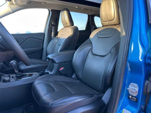 Used 2023 Jeep Cherokee Altitude Lux w/ Lux Elite Package image 22