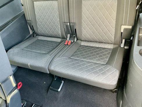 Used 2021 Volkswagen Atlas S image 29