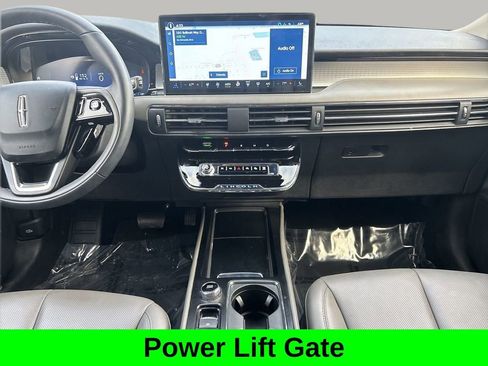 Used 2025 Lincoln Corsair FWD w/ Equipment Group 101A image 10