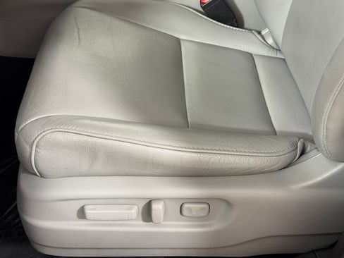 Used 2017 Honda Pilot Touring image 15