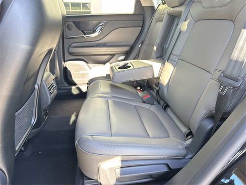 New 2026 Lincoln Corsair Premiere image 14