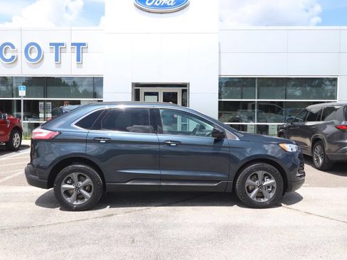 Used 2022 Ford Edge SEL w/ Sport Appearance Package AWD/4WD image 16