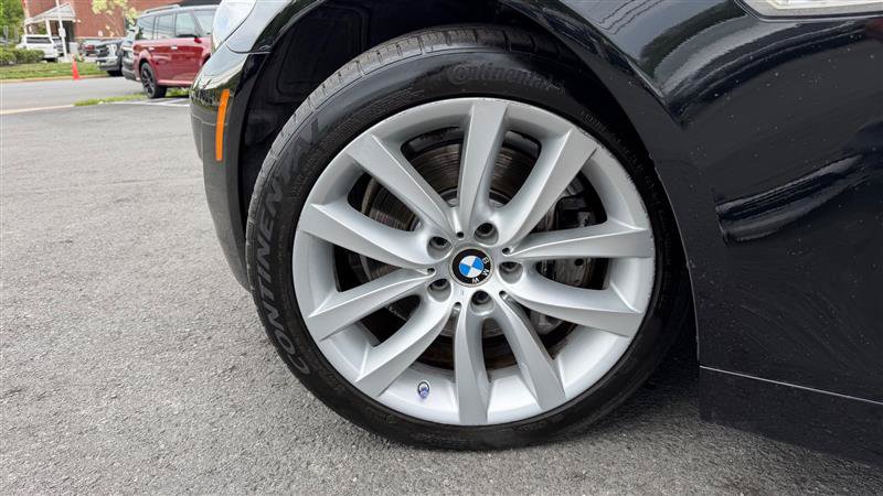 Used 2011 BMW 535i Sedan RWD image 16