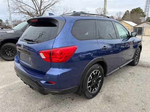 Used 2019 Nissan Pathfinder SV w/ Rock Creek Edition image 4