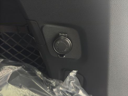 Used 2025 Subaru Outback Touring XT w/ Popular Package #2 image 29